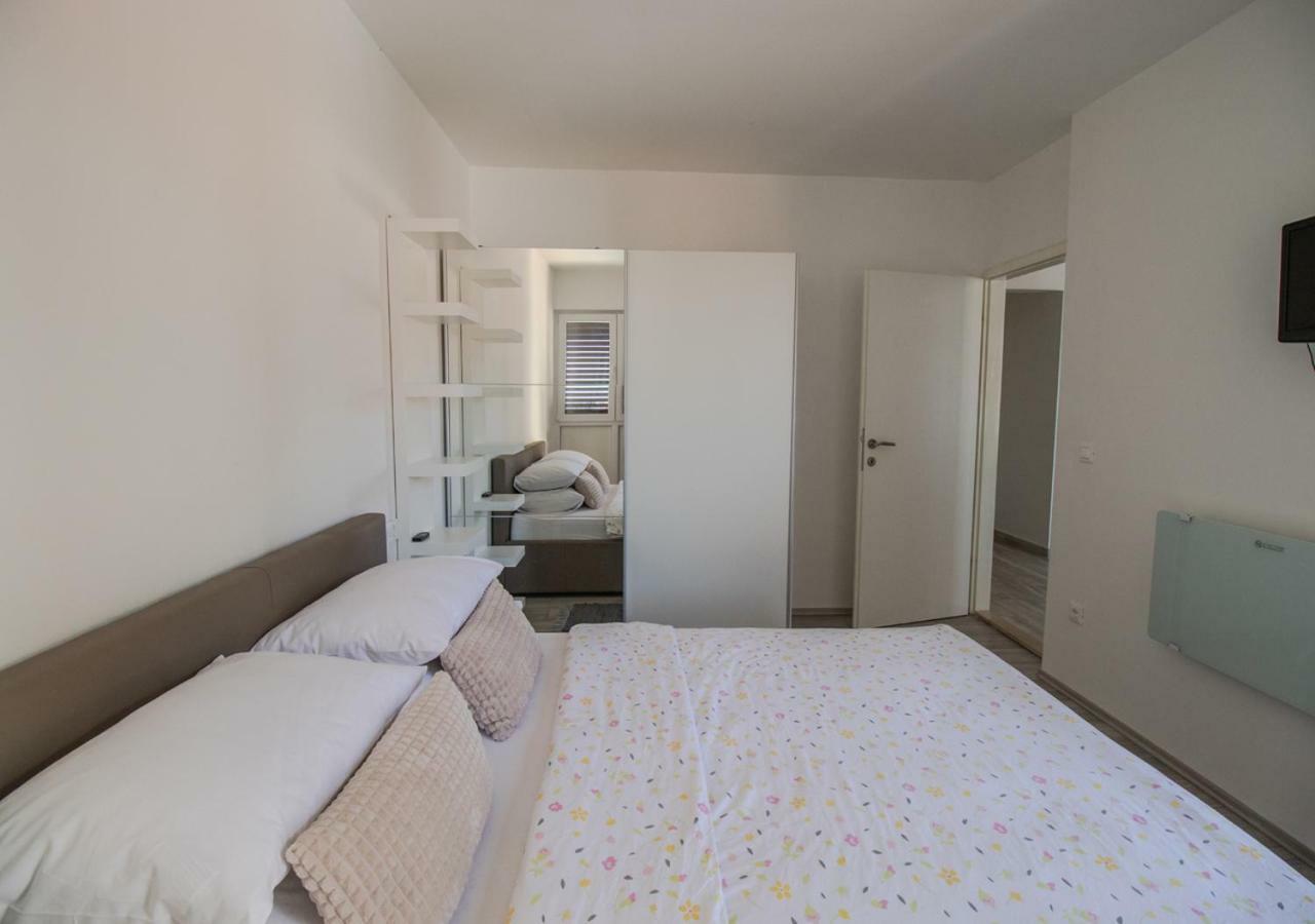 Lukas Central Apartment - Digital Nomads Friendly Ragusa Esterno foto